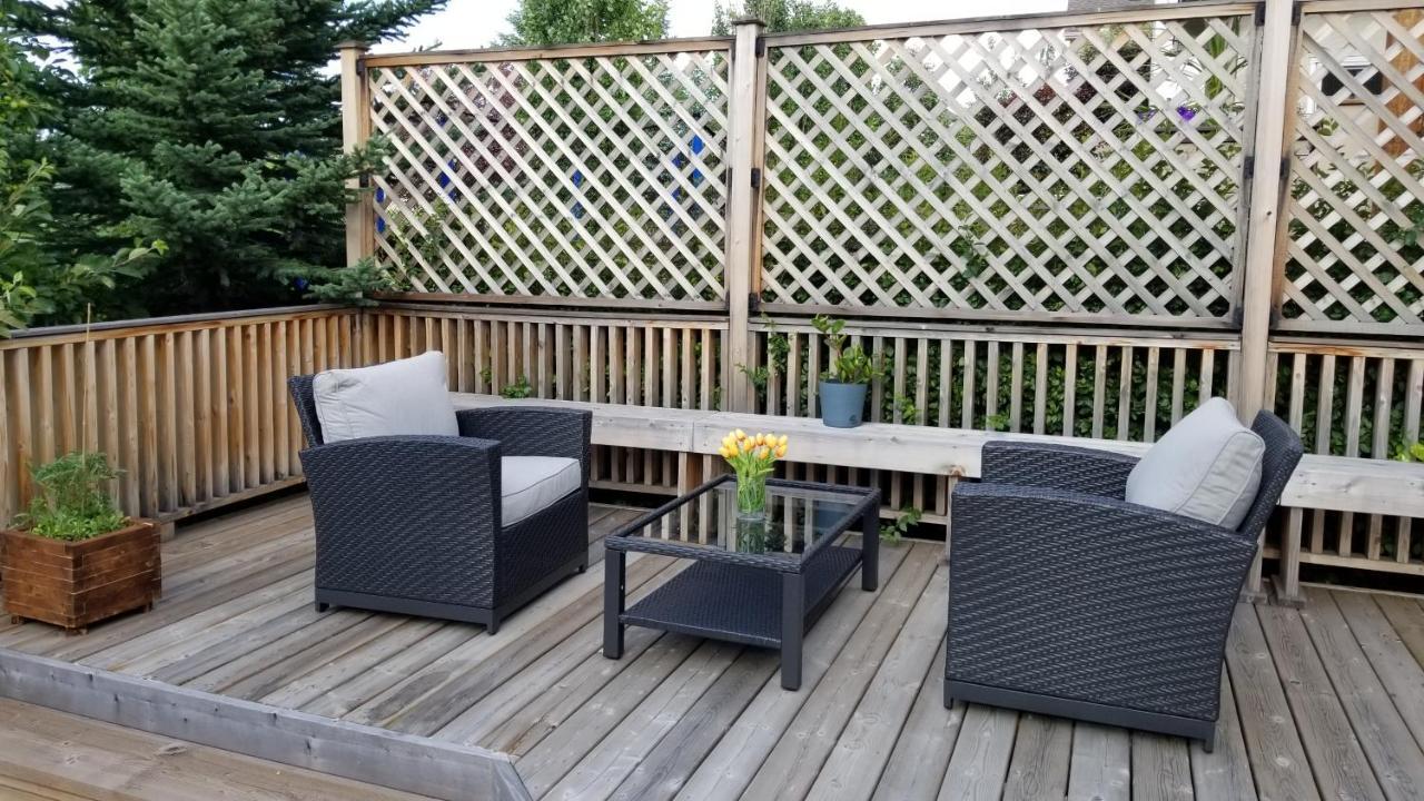 Joe'S Cozy And Quality Place In Calgary Bagian luar foto