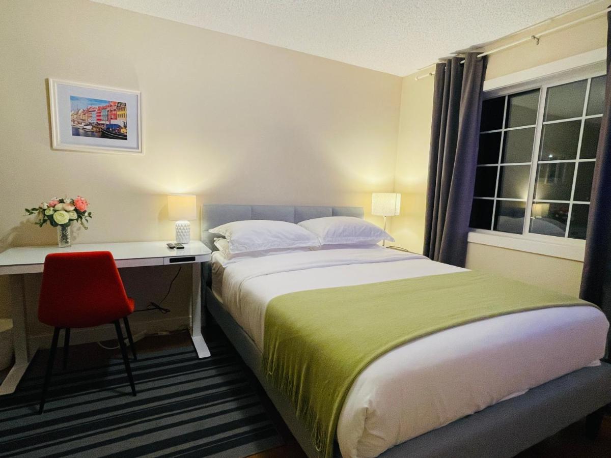 Joe'S Cozy And Quality Place In Calgary Bagian luar foto
