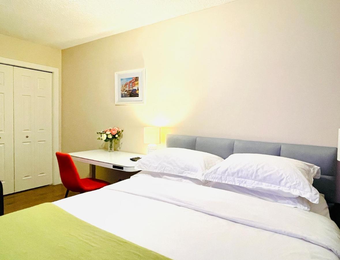 Joe'S Cozy And Quality Place In Calgary Bagian luar foto